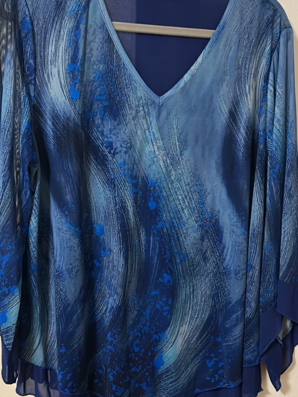 Lotusmile Blue Abstract Print V-Neck Blouse XL